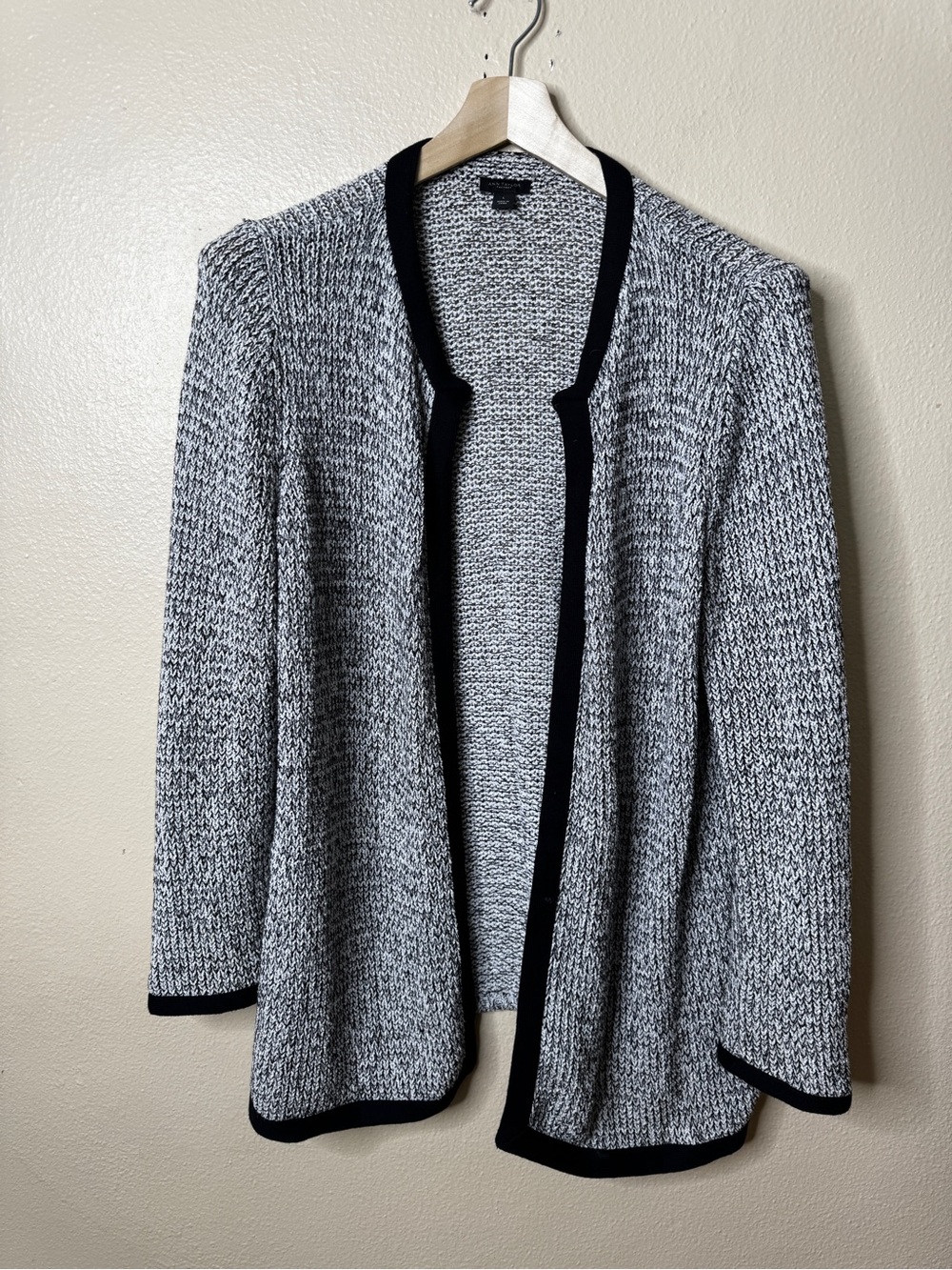 Ann Taylor Factory Women’s Large Black White Marled Open Front Cotton Cardigan